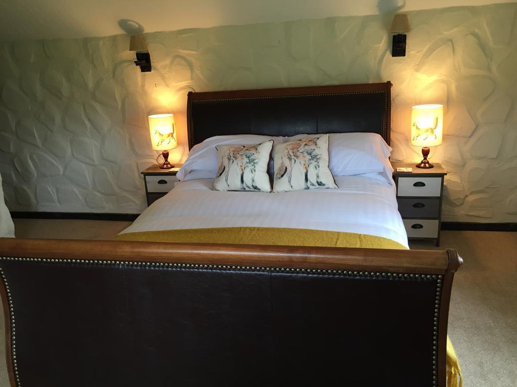 Old Church House Inn Newton Abbot Rum bild