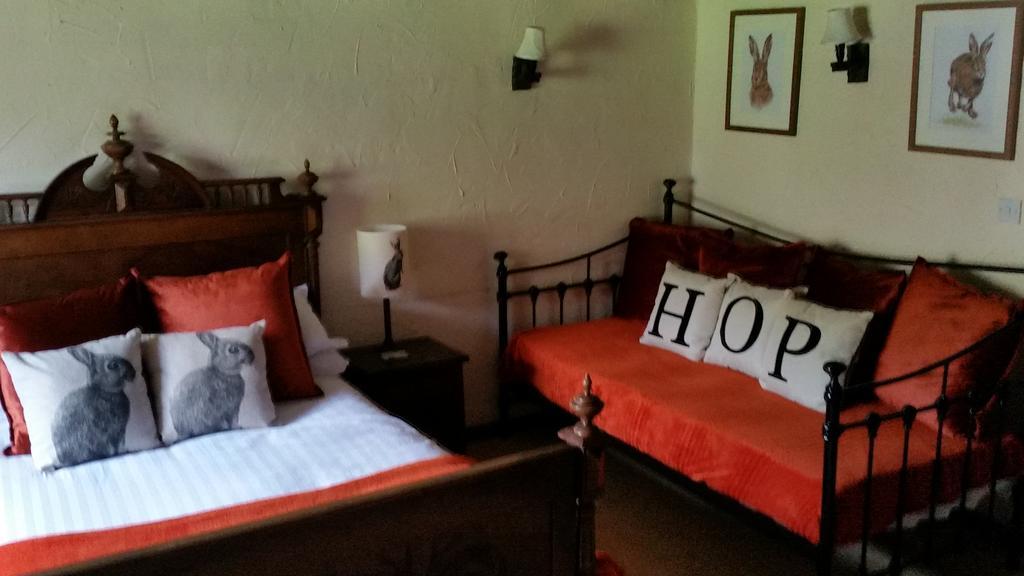 Old Church House Inn Newton Abbot Rum bild